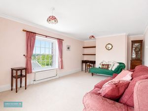Sitting room- click for photo gallery